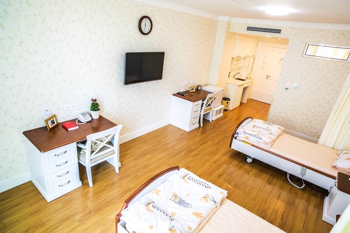 pg电子中国官网哪家养老院活动多能让父母不孤单?丰台民族养老院2026详情:社交活动丰富让高龄老人有同龄玩伴不孤单(图8) pg电子中国官网哪家养老院活动多能让父母不孤单?丰台民族养老院2026详情:社交活动丰富让高龄老人有同龄玩伴不孤单(图8)