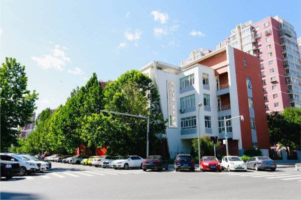 pg电子中国官网哪家养老院活动多能让父母不孤单?丰台民族养老院2026详情:社交活动丰富让高龄老人有同龄玩伴不孤单(图48) pg电子中国官网哪家养老院活动多能让父母不孤单?丰台民族养老院2026详情:社交活动丰富让高龄老人有同龄玩伴不孤单(图48)